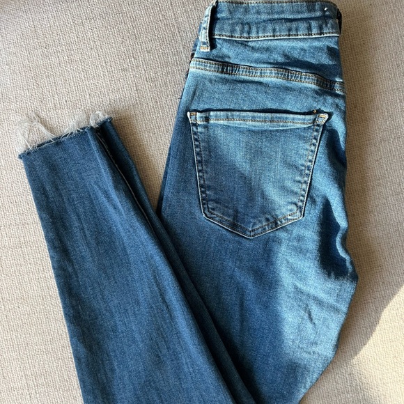 Cropped Skinny Jean with Cheetah Detail - Picture 5 of 5